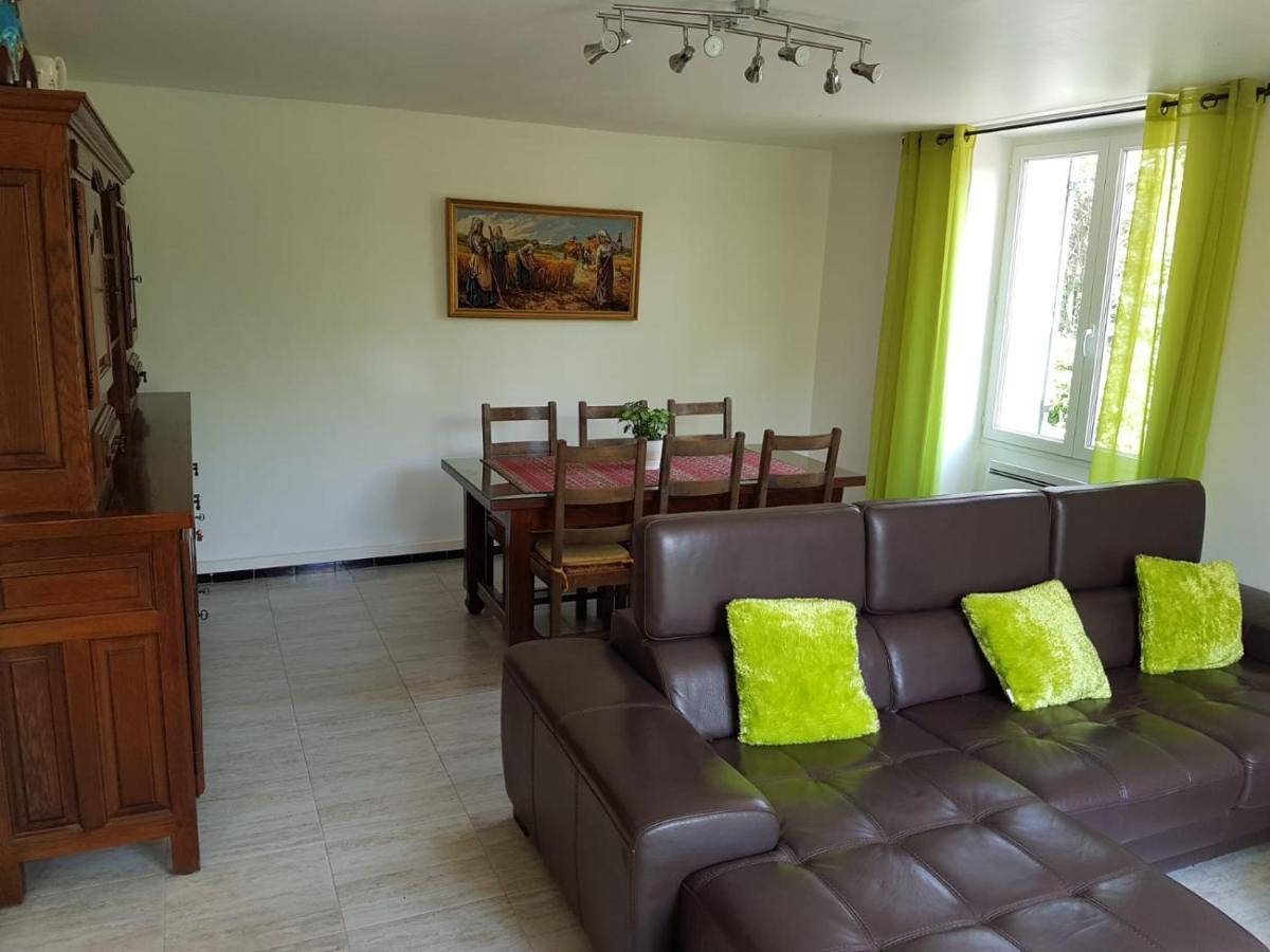 Rendez-Vous Avec Les Cigales - Gite 6 Personnes 100M2 - Piscine Privee - Climatisation Cheval-Blanc Εξωτερικό φωτογραφία